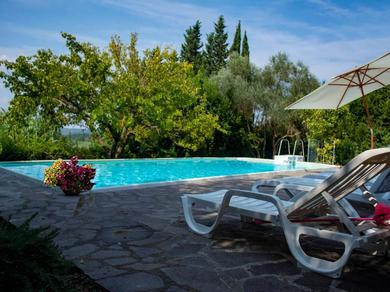 Holiday home Apartment with large garden and pool on the hills of Pisa