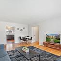 Апартаменты 3BR Homey with Comfy Living Room Apartment - Bell 2G