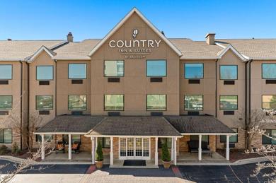 Hotel Country Inn & Suites by Radisson, Asheville at Asheville Outlet Mall, NC