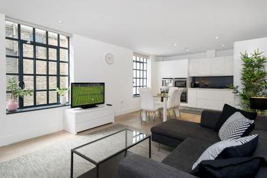 Apartments NEW! LUXURY! 2BEDR/3 BEDS/2,5BATH! COVENT GARDEN !