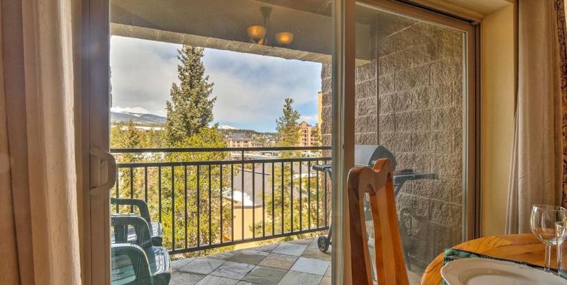 Апартаменты Cozy Ski-In and Ski-Out Breckenridge Condo Mtn Views!