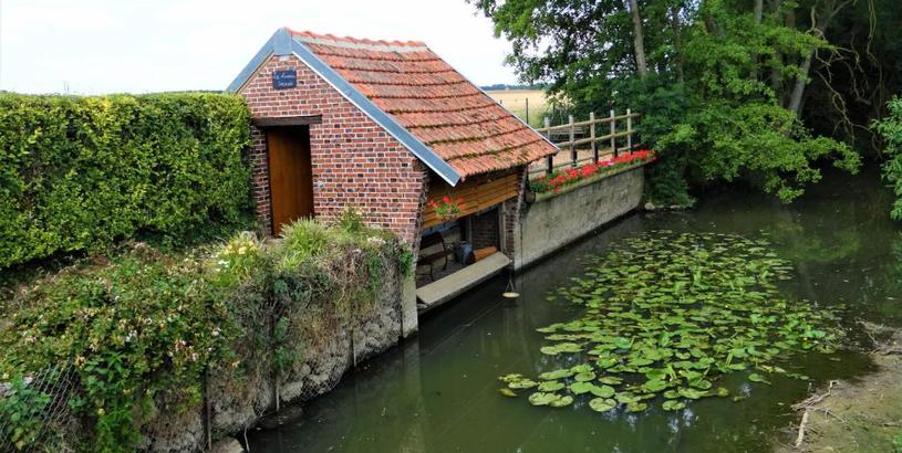Дом отдыха Le Lavoir Secret for 4 - atypical accommodation in a beautiful bucolic sett