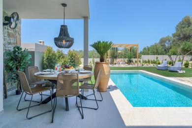 Вилла Modern Family Villa Leba with Private Pool & BBQ