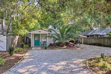 Holiday home Cozy St Simons Island Getaway by Shops, Beach