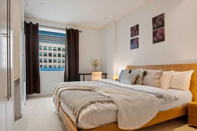 Apartments Capacious Two bed Apartment in Canary Wharf