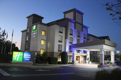 Отель Holiday Inn Express & Suites Charlotte-Concord-I-85, an IHG Hotel