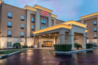 Отель Hampton Inn & Suites Selma-San Antonio/Randolph AFB