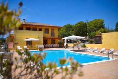 Вилла 7 bedrooms villa with private pool enclosed garden and wifi at Castellet i la Gornal 9 km away from the beach