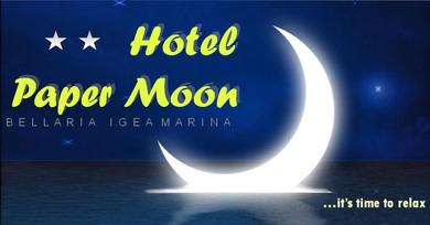 Hotel Hotel Paper Moon