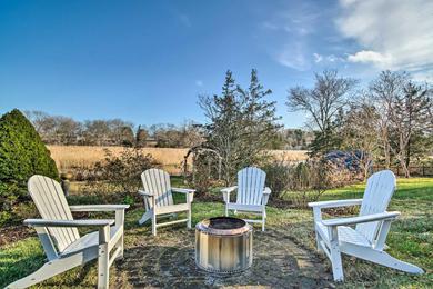 Holiday home Riverfront Kingston Home with Deck and Fire Pit!