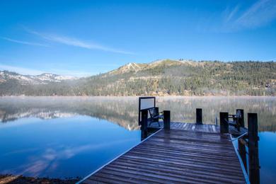 Holiday home Donner Lakefront Retreat