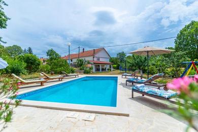Holiday home villa Flora with Pool