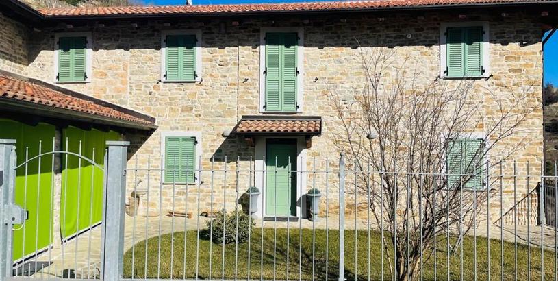 Villa Cascina Pistone - Langhe Hus med vinmarker