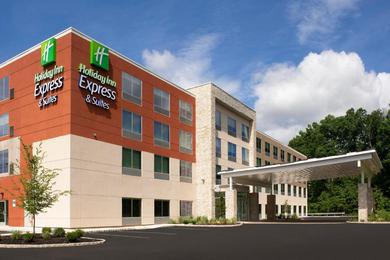 Отель Holiday Inn Express & Suites - North Brunswick, an IHG Hotel