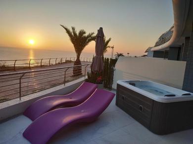 Апартаменты Infinity Alicante Sea View with private jacuzzi