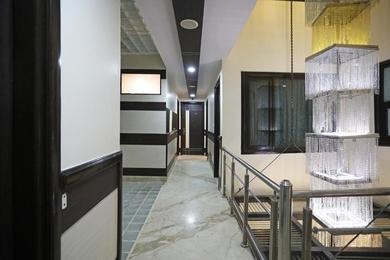Отель Capital O Hotel Metro View Inn Near Satyam Inox Patel Nagar
