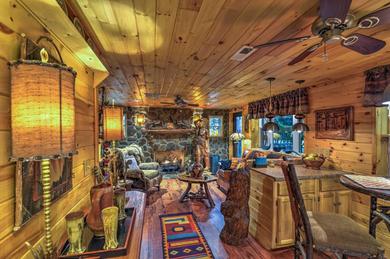 Celo Cabin with Deck in Pisgah National Forest