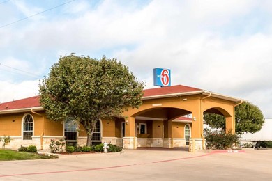 Отель Motel 6 Alvarado, TX