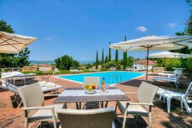 Вилла Villa Faccioli Magnolia And Oleandro With Shared Pool - Happy Rentals
