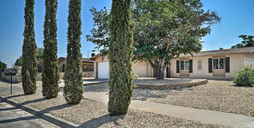 Holiday home Charming El Paso Escape, 13 Mi to Downtown!