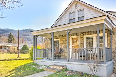 Holiday home Lovely Swannanoa Abode with Black Mountain View!