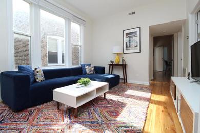 Apartments Updated Wicker Park 2BR with W&D by Zencity