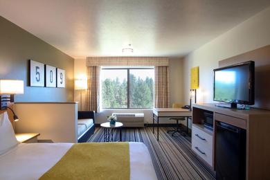 Отель Oxford Suites Spokane Valley
