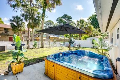 Hotel Port Richey Home with Private Hot Tub Pets Welcome!