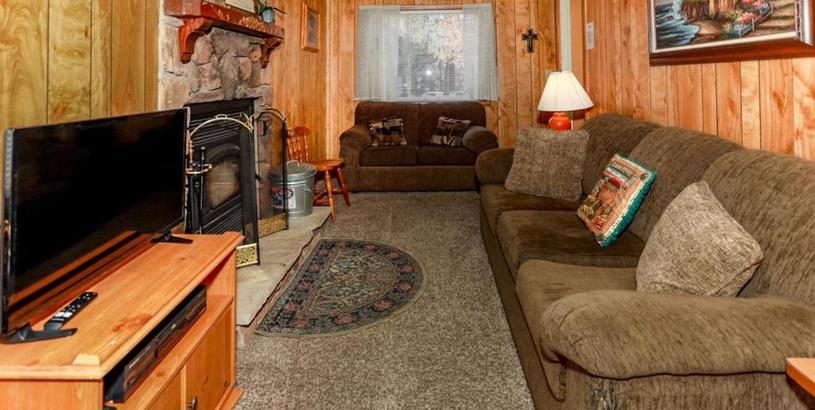 Дом отдыха Eagles Cottage - 1975 by Big Bear Vacations