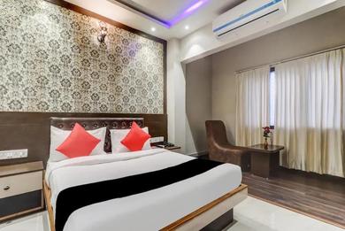 Hotel The Ganga Residency