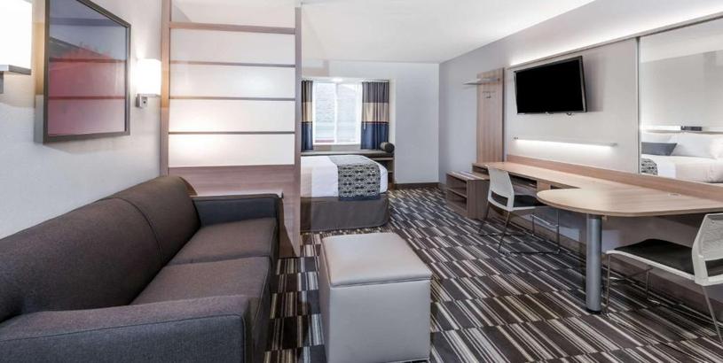 Отель Microtel Inn & Suites by Wyndham - Penn Yan