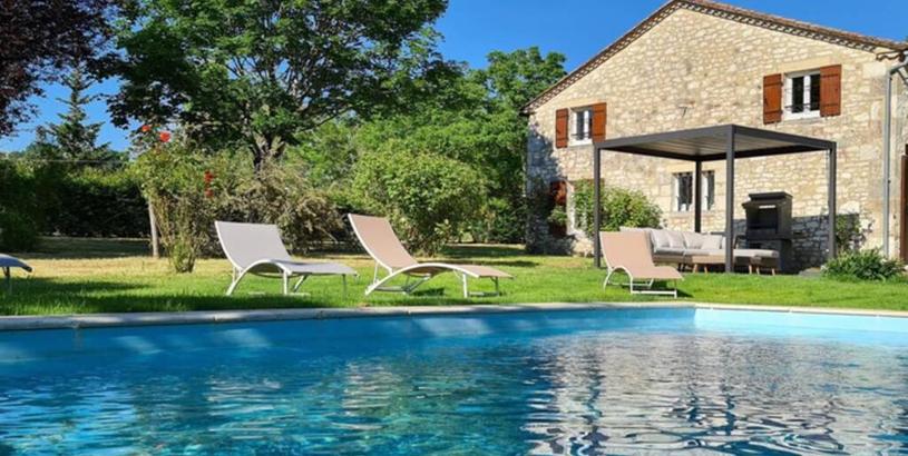Дом отдыха Gîte de charme piscine privée chauffée climatisé wifi aux portes du Périgord entre Villeréal et Monpazier