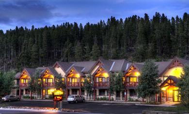 Hotel Breck Inn
