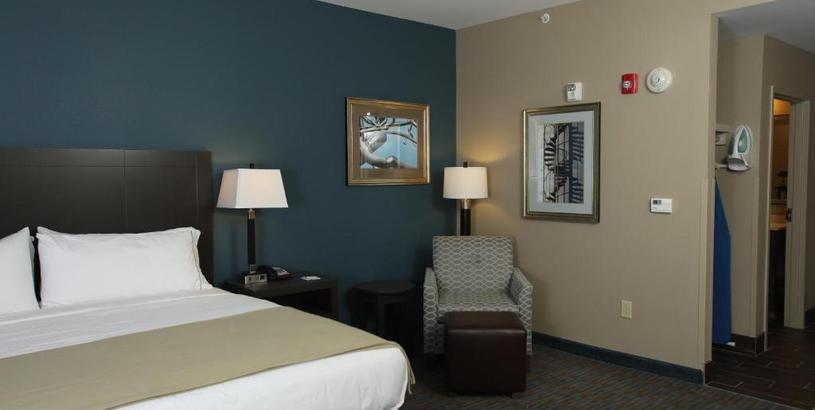 Hotel Holiday Inn Express Hotel & Suites Goldsboro - Base Area, an IHG Hotel