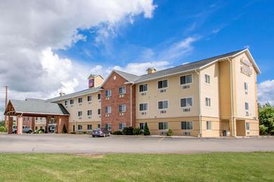 Отель Comfort Suites Wisconsin Dells Area