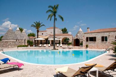 Вилла Villa Castelli Villa Sleeps 18 with Pool and Air Con