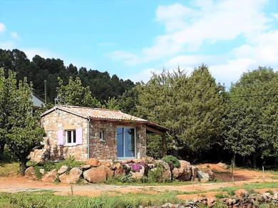 Holiday home Charming stone Tiny House with communal pool, Chambonas