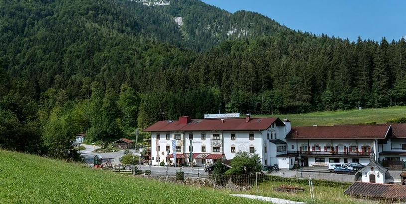 Отель Aktivhotel & Gasthof Schmelz Ihr Urlaubs Hotel in Inzell mit Wellness Hallenbad, Alpensauna & Dampfbad