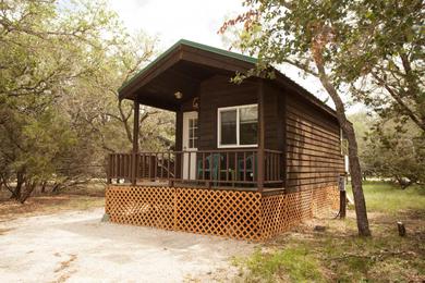 Гостевой дом Medina Lake Camping Resort Studio Cabin 1