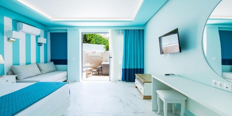 Отель Agios Gordios Beach Resort