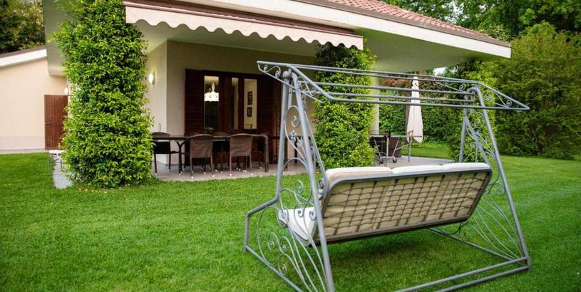 Вилла 4 bedrooms villa with private pool and furnished garden at Alvignano