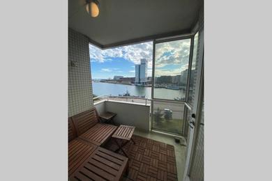 Апартаменты 2ndhomes Helsinki Center Seaview Apartment with Sauna and Balcony