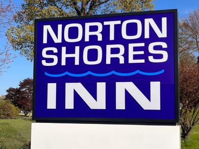 Hotel NortonShoresINN