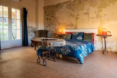 B&B Bacchus Grotto with only 1 suite 45m2 and Table d'Hote