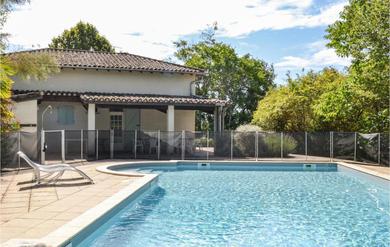 Holiday home Beautiful Home In Durfort Lacapelette With Internet, Private Swimming Pool And Outdoor Swimming Pool