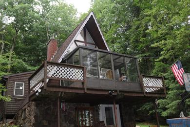 Escape in our Rain-Forest A-Frame Cabin-Retreat 1hour from The Pononos