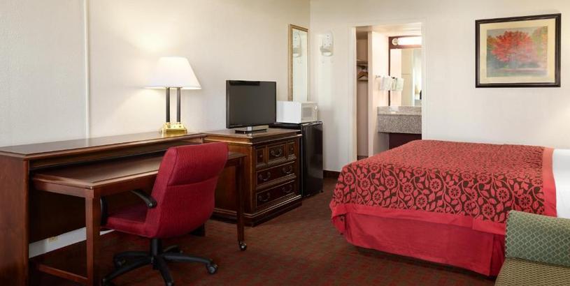 Отель Days Inn by Wyndham Santa Fe New Mexico