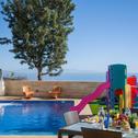 Вилла HomeForGuest Villa with Sea Views, Pool, Spa, Gym, Cinema & ProAudio - HomeForGuest