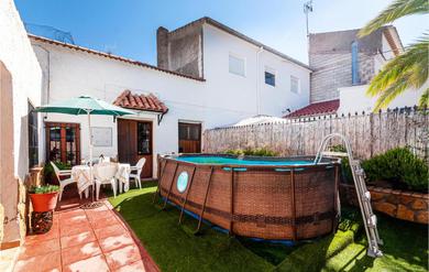 Holiday home Awesome home in Cuevas del Campo with 2 Bedrooms and WiFi