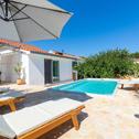 Holiday home Stunning home in Nerezisca w/ Outdoor swimming pool, WiFi and 3 Bedrooms